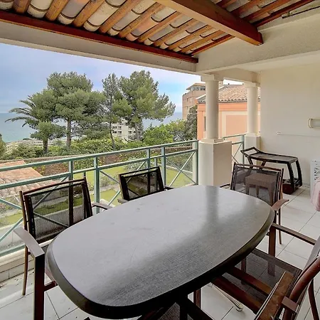 Apartment Upstays - 2 Sea View - Renovated - Pool