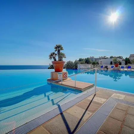 Apartmán Upstays Sea View Terrace Pool 47m2 *